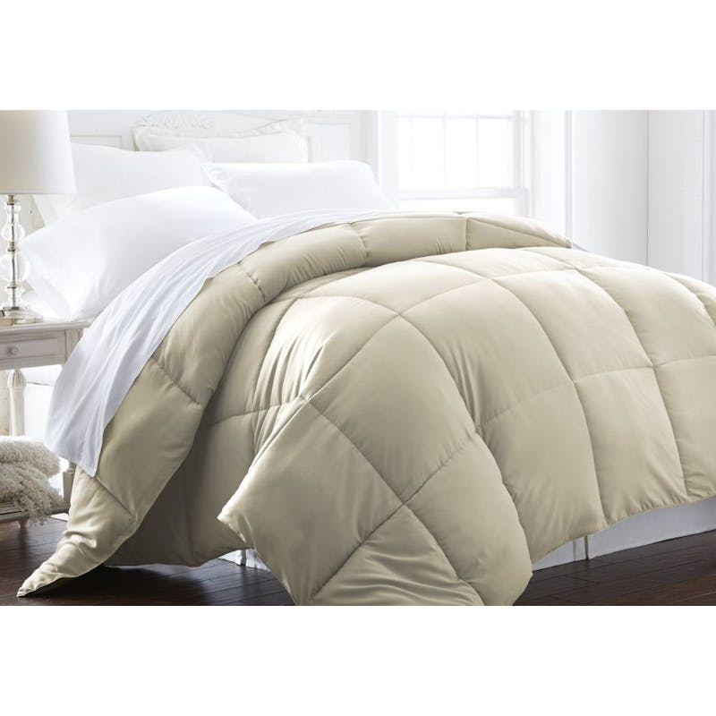 Queen Premium Ultra Plush Down Alternative Comforter - Ivory
