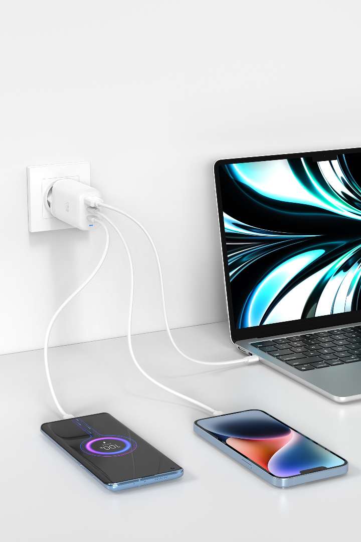 USB-PD 65W Wall Chargers - White | DollarDays
