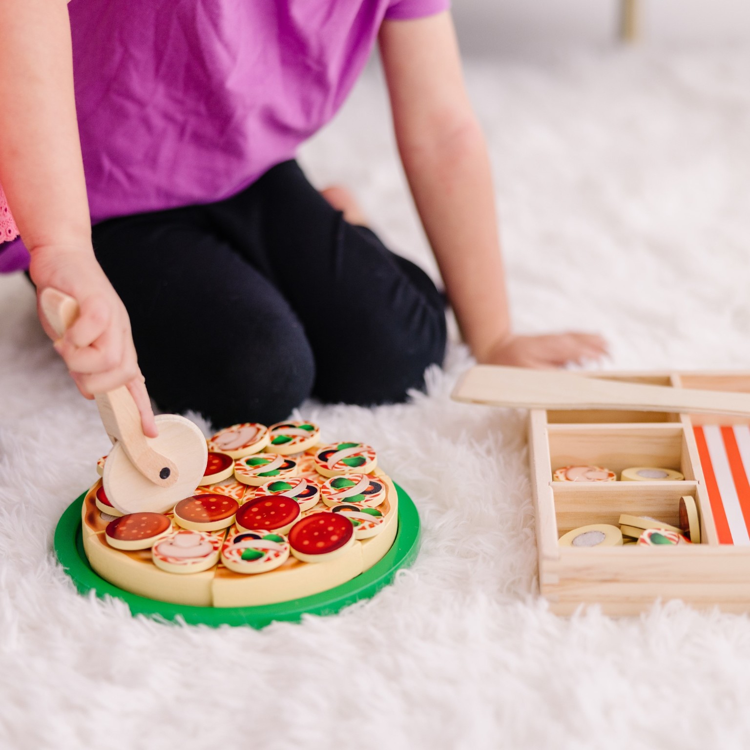  Melissa & Doug Wooden Pizza Play Food Set With 36